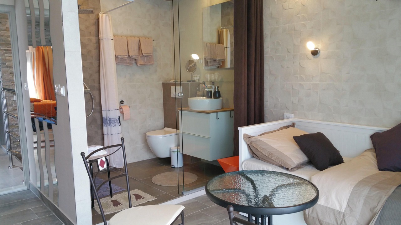 Photo of Bathroom in Vantacici