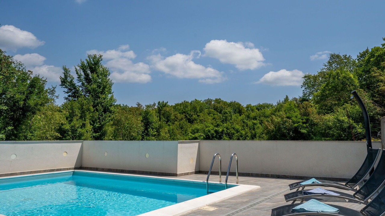 Photo of Outdoor in Gabonjin