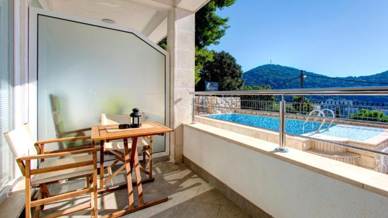 Photo of Patio Balcony in Babin Kuk
