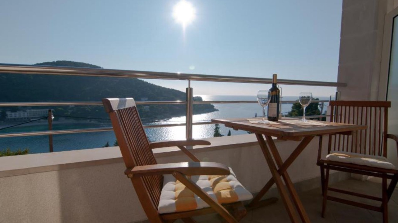 Photo of Patio Balcony in Babin Kuk