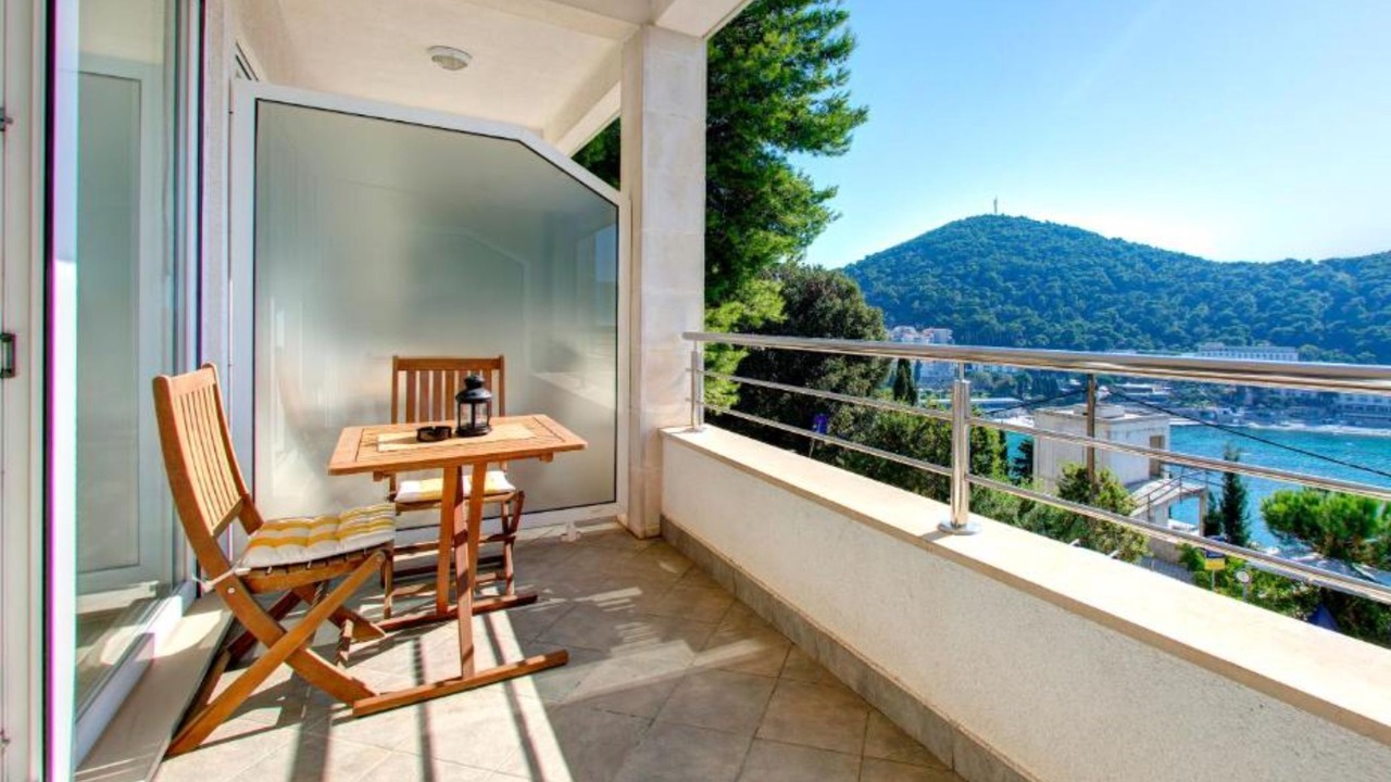 Photo of Patio Balcony in Babin Kuk