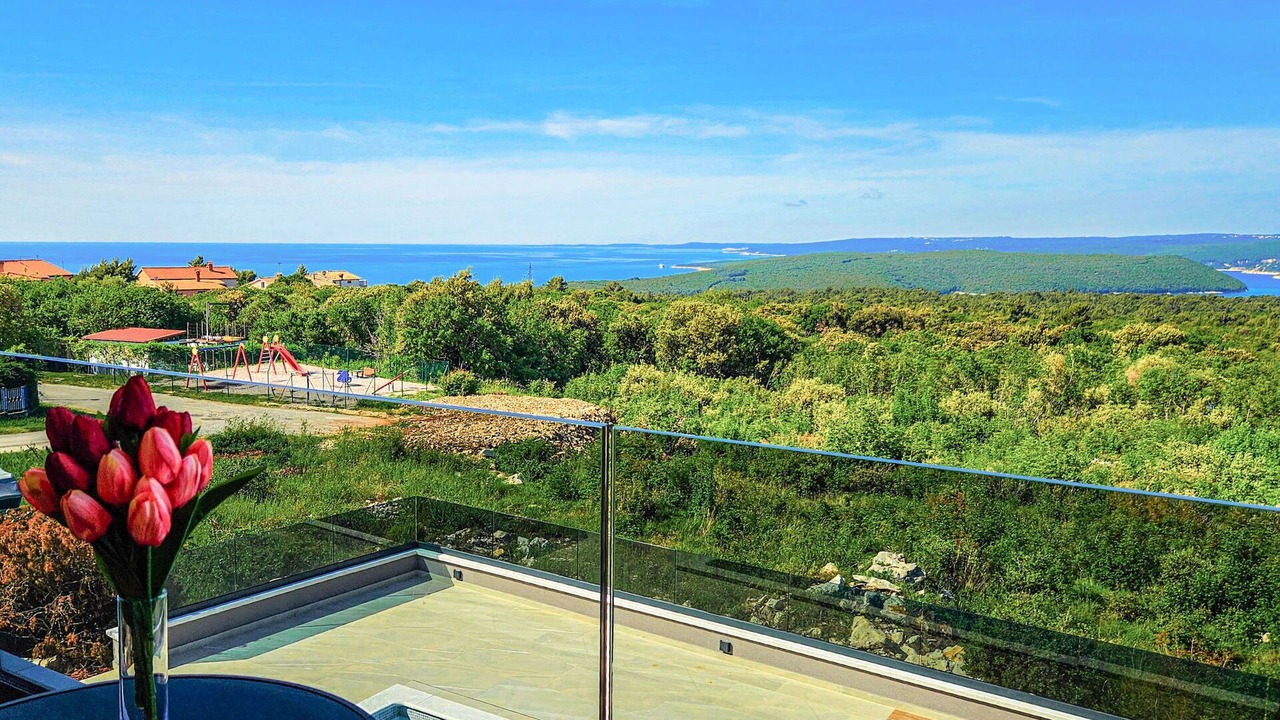 Photo of Patio Balcony in Viskovici