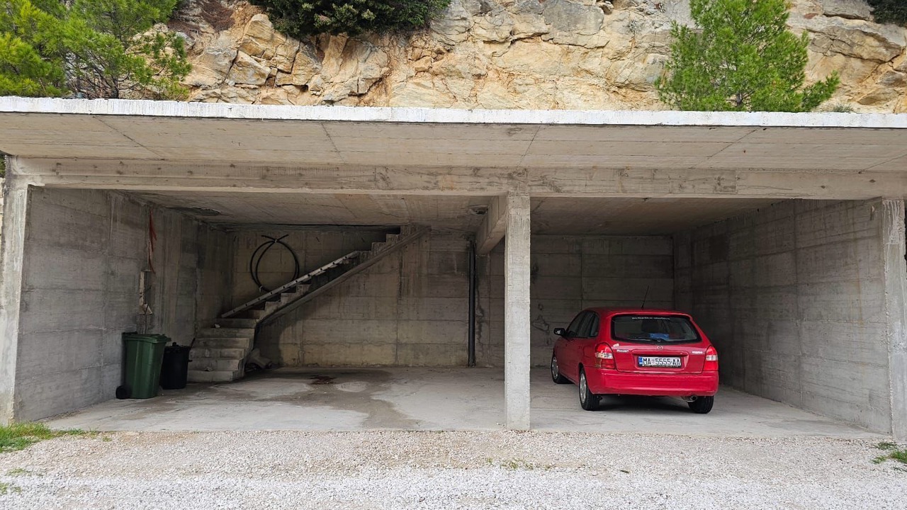 Photo of Outdoor in Brela