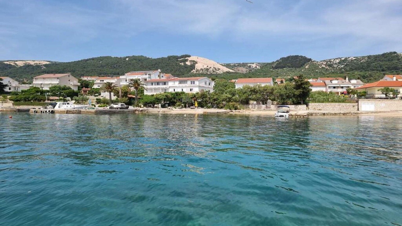Photo of Others in Banjol