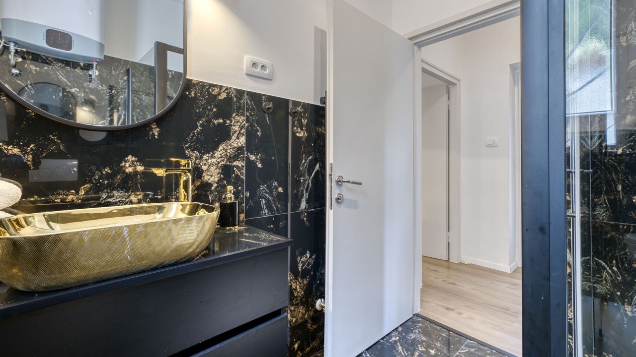 Photo of Bathroom in Ika
