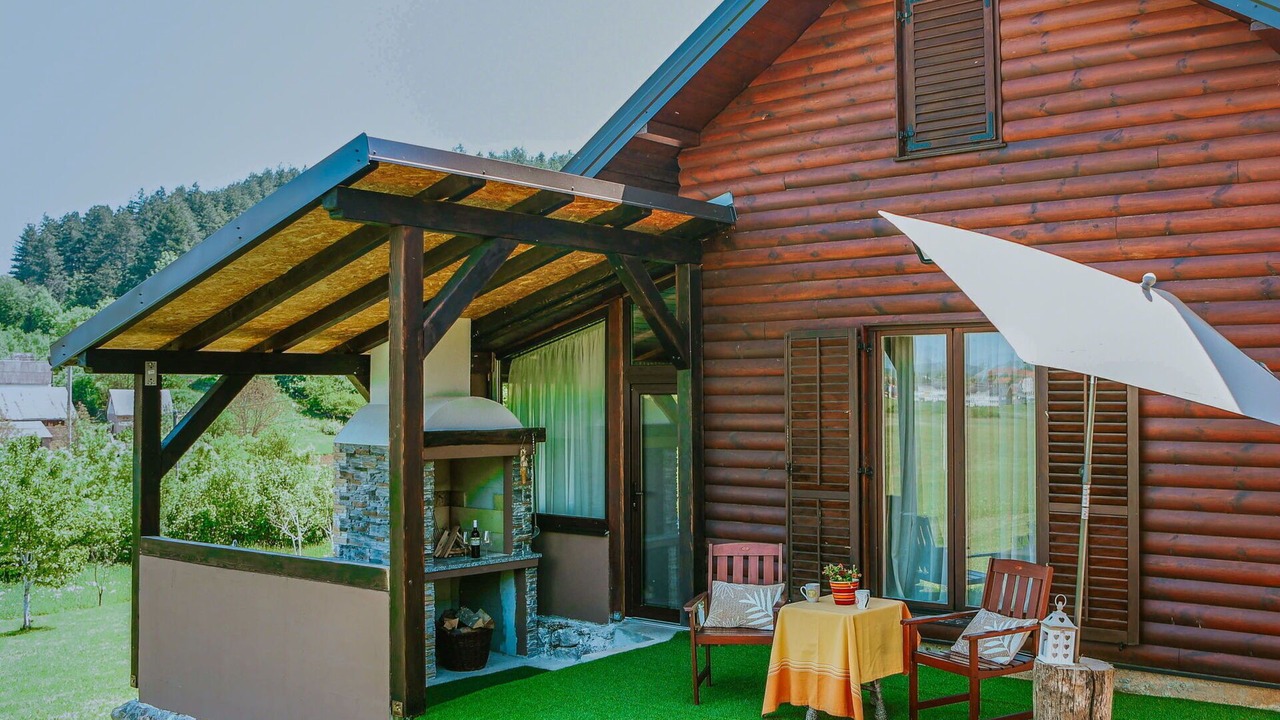 Photo of Outdoor in Perusic