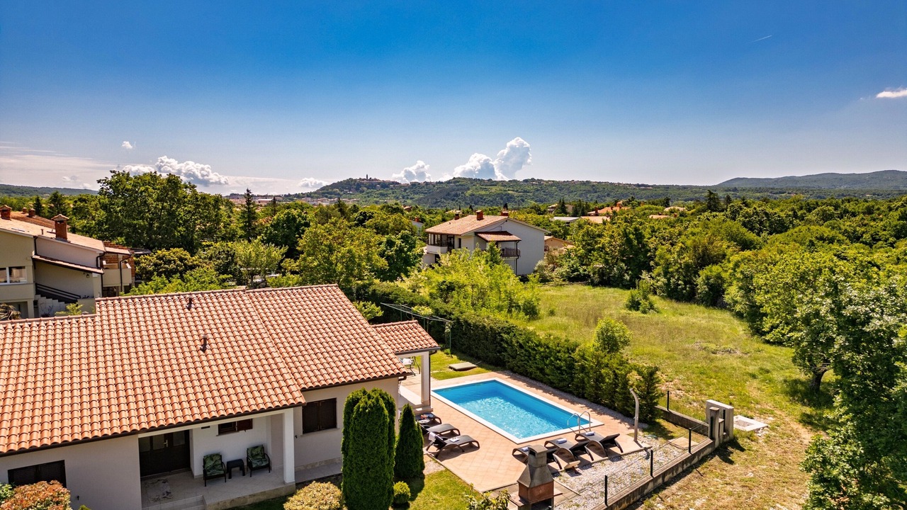 Photo of Outdoor in Vinez