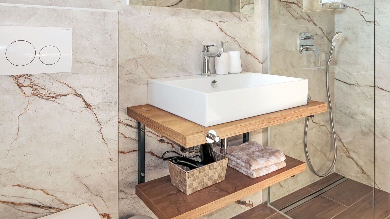 Photo of Bathroom in Gracisce