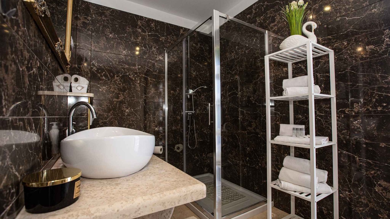 Photo of Bathroom in Brulo