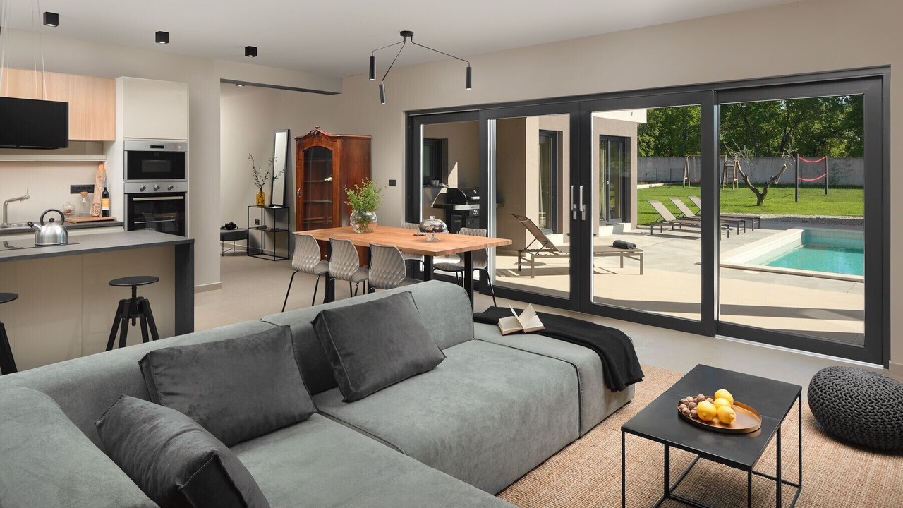 Photo of Livingroom in Gajana
