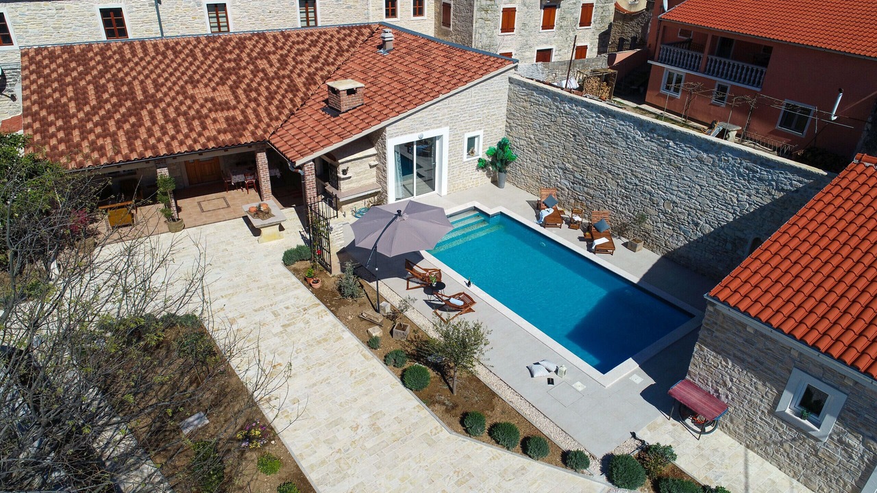 Photo of Outdoor in Smilcic
