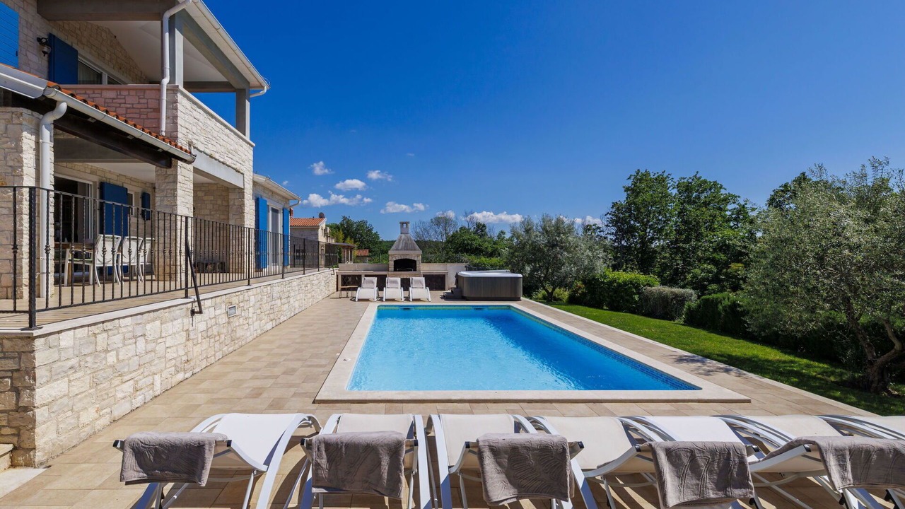 Photo of Outdoor in Strpacici