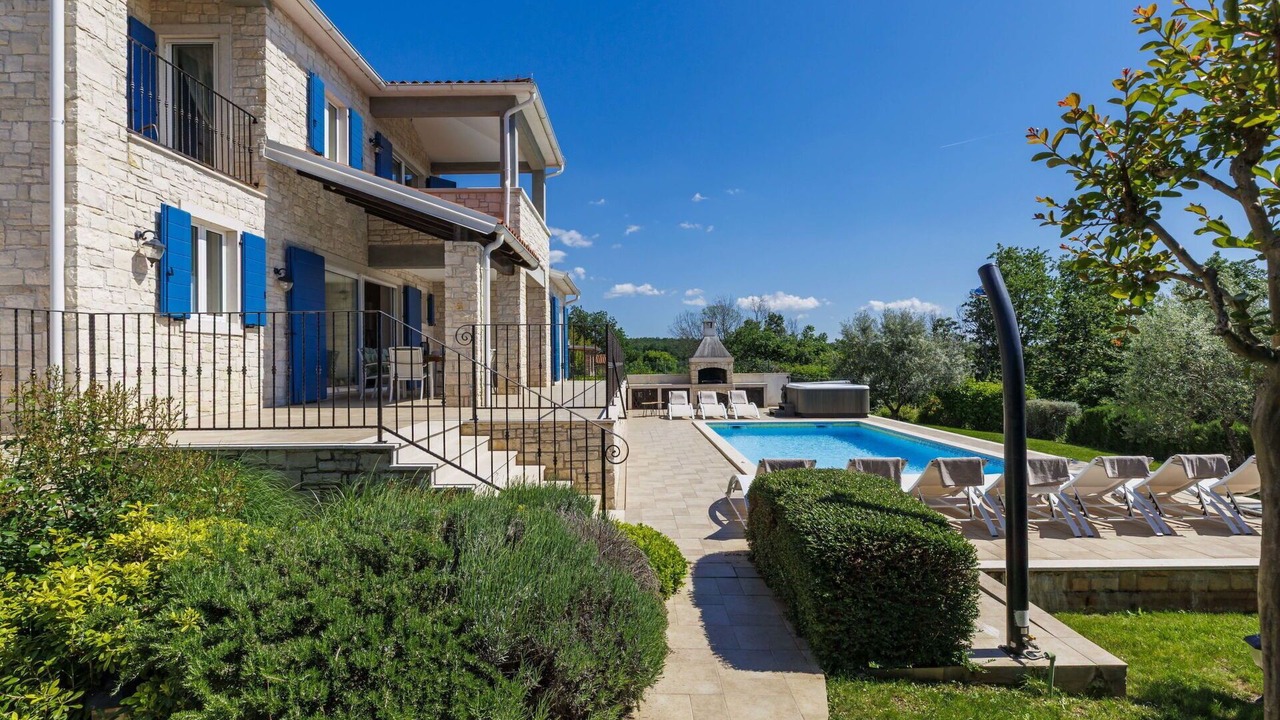 Photo of Outdoor in Strpacici
