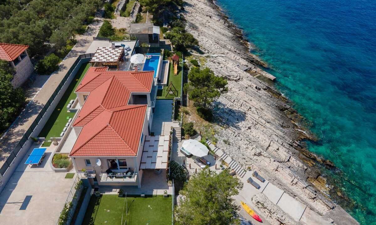Photo of Outdoor in Blato