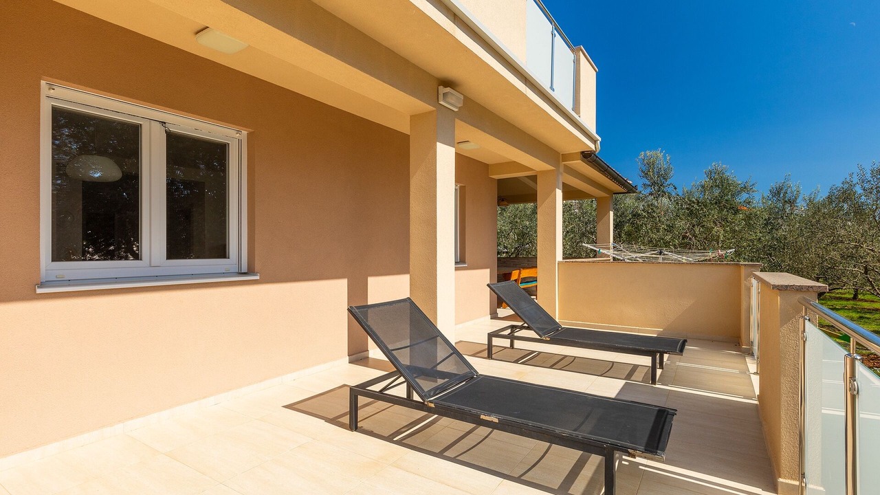 Photo of Patio Balcony in Vinkuran