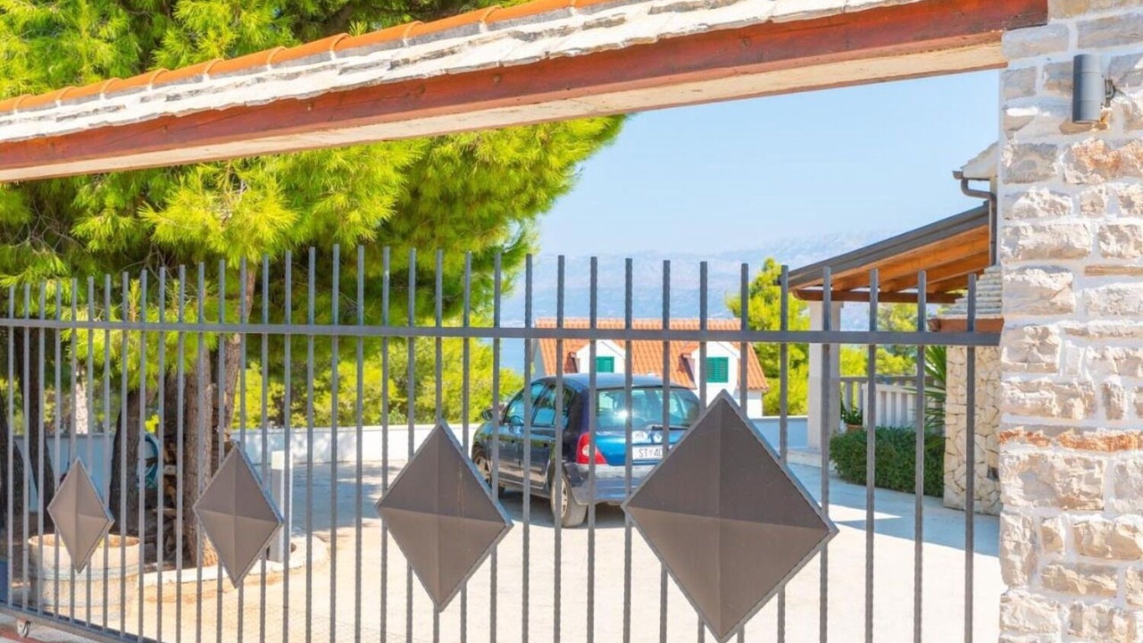 Photo of Outdoor in Supetar
