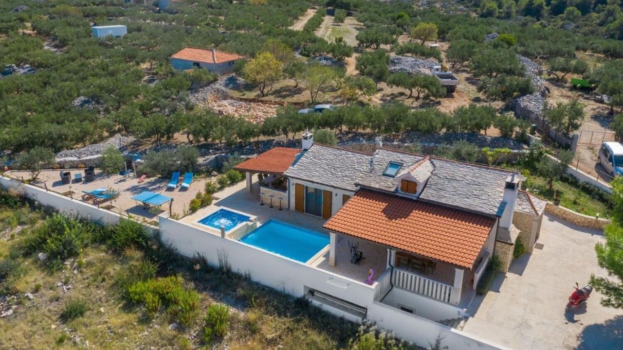Photo of Outdoor in Supetar