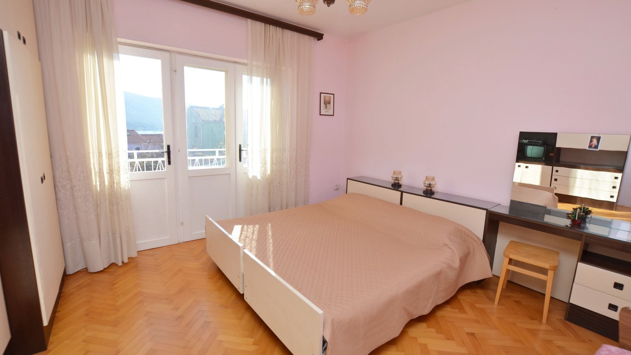 Photo of Bedroom in Cres