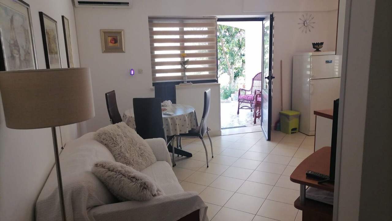 Photo of Livingroom in Loviste