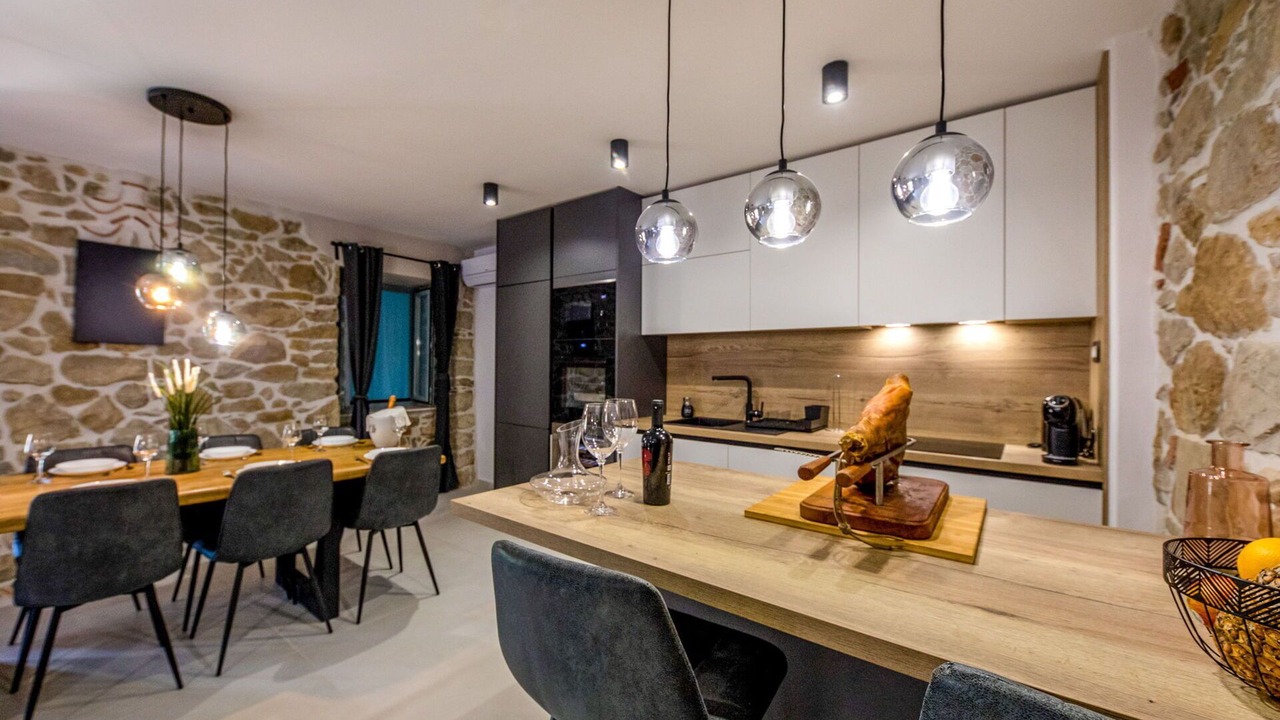 Photo of Others in Rab
