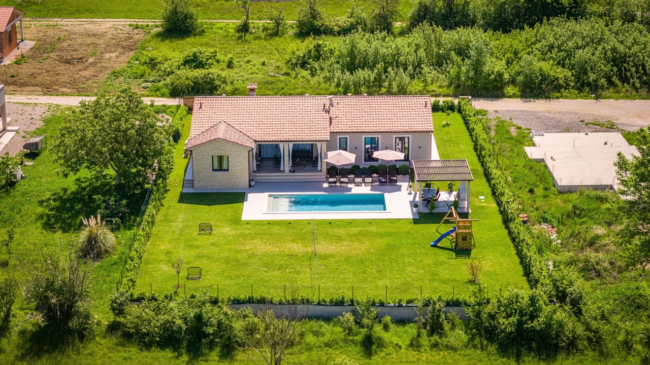 Photo of Outdoor in Kapelica
