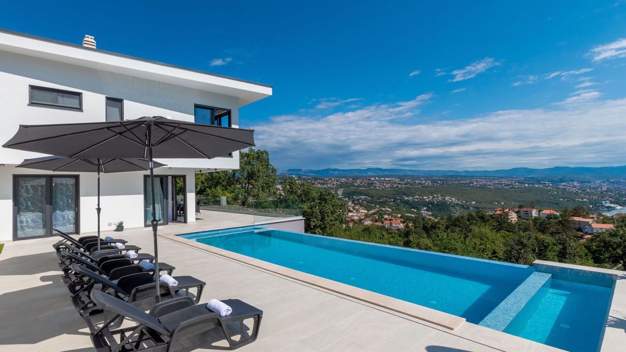 Photo of Outdoor in Bregi