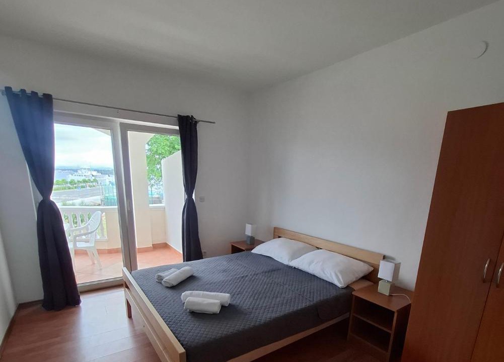Photo of Bedroom in Tkon