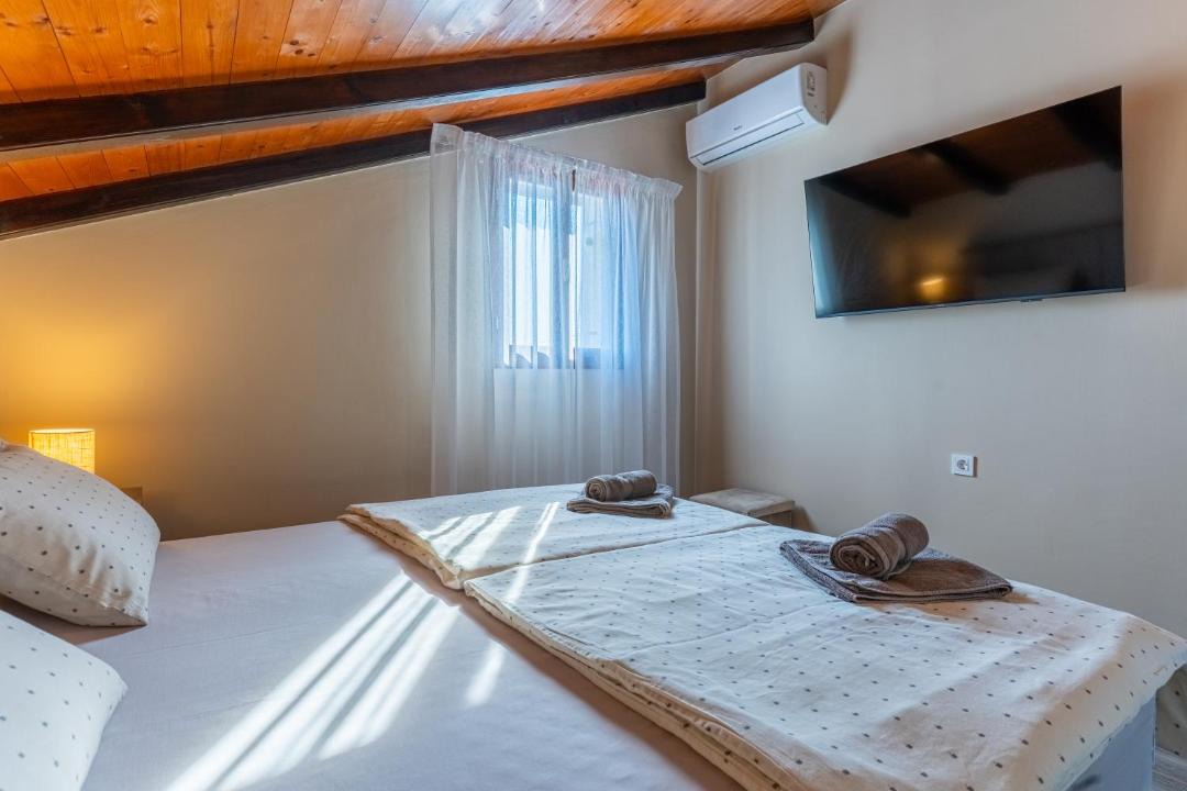 Photo of Bedroom in Loznati