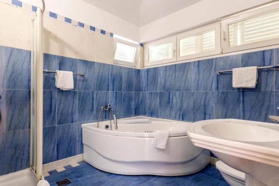Photo of Others in Tice