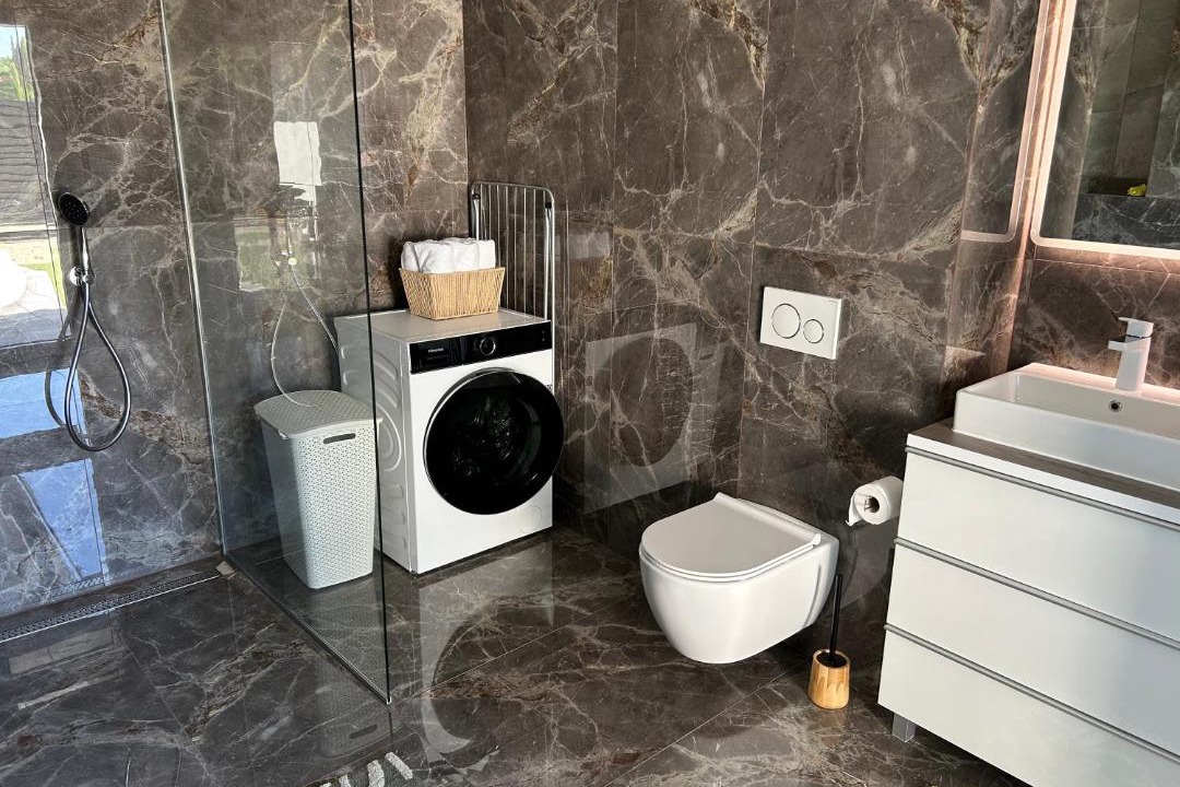 Photo of Bathroom in Siska District