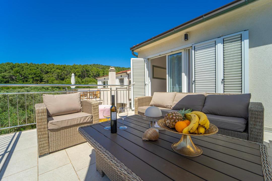 Photo of Patio Balcony in Potirna