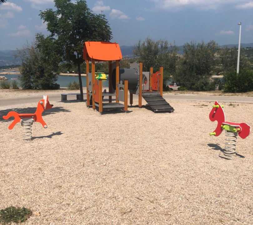 Photo of Others in Omisalj