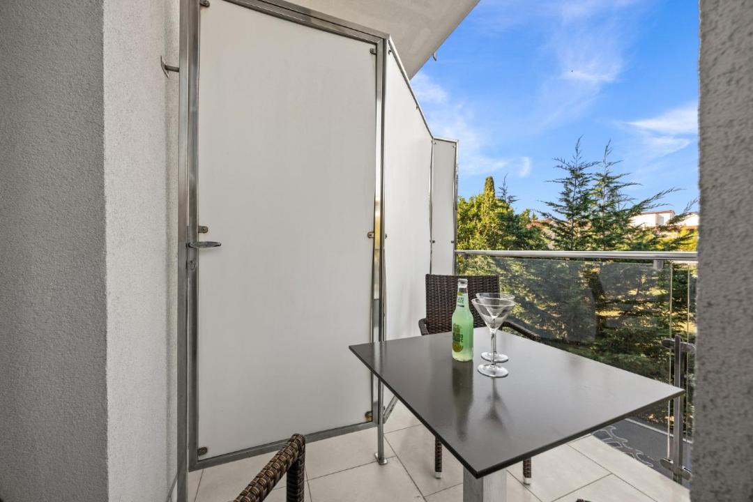 Photo of Patio Balcony in Vinkuran