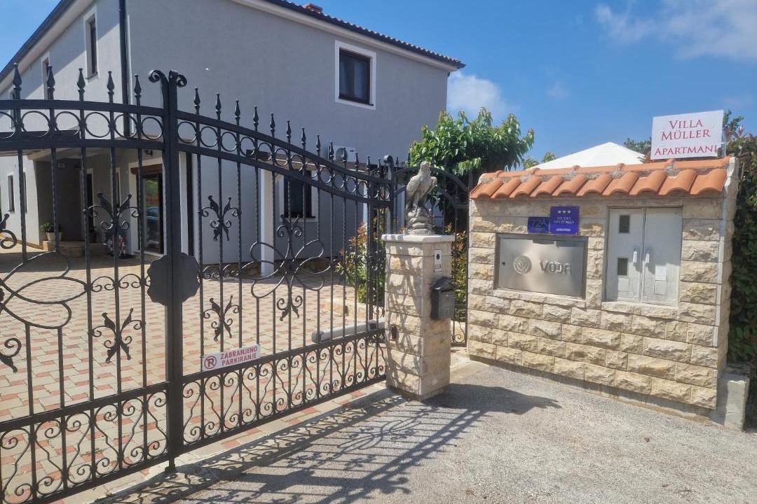Photo of Others in Vrvari