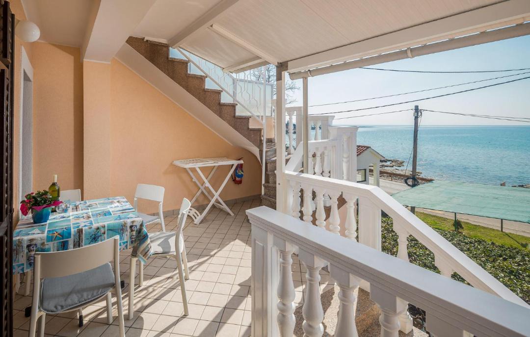 Photo of Patio Balcony in Zambratija