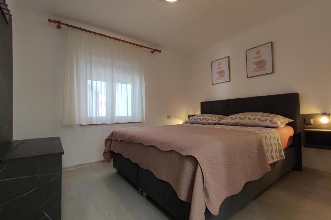 Photo of Bedroom in Vir