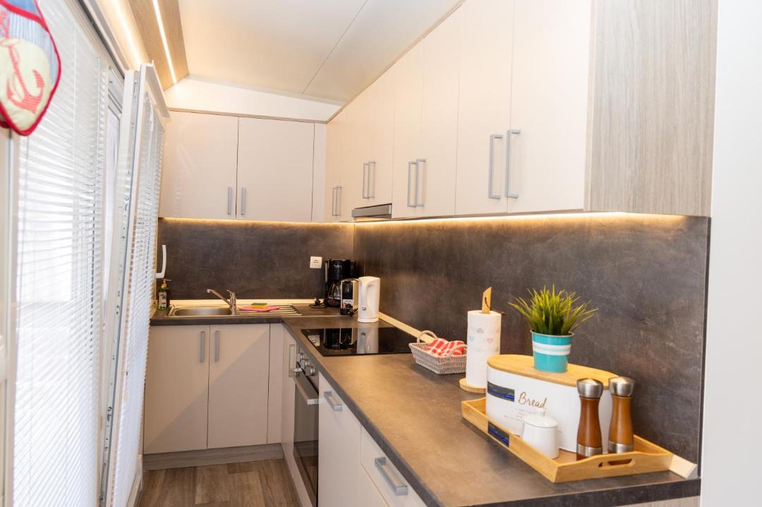 Photo of Others in Pakostane
