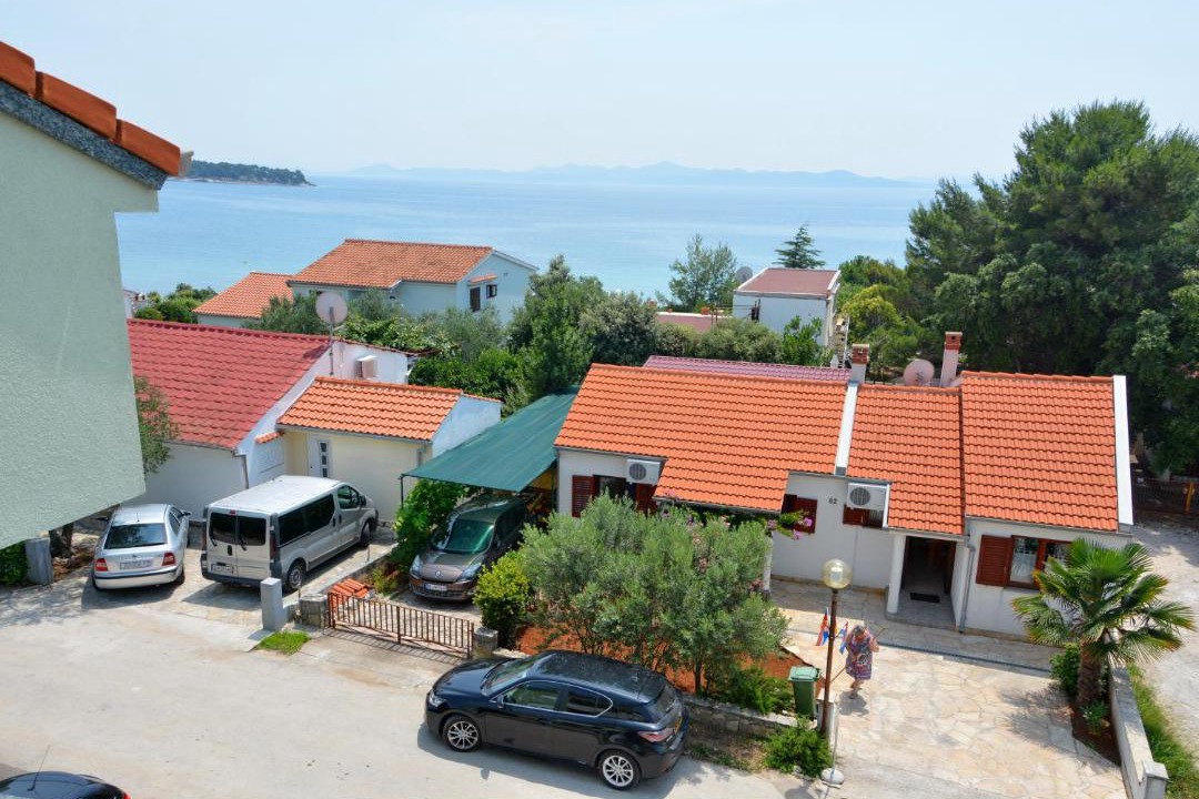 Photo of Others in Petrcane