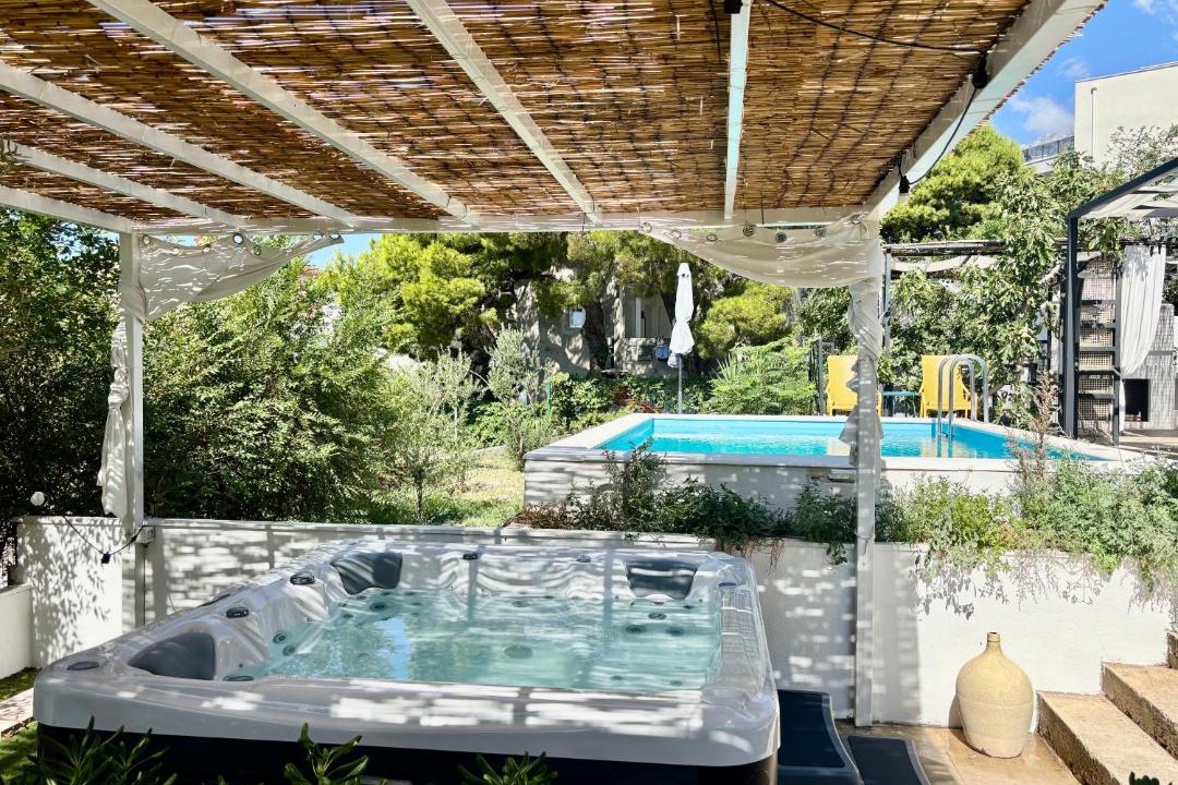 Photo of Patio Balcony in Bidol