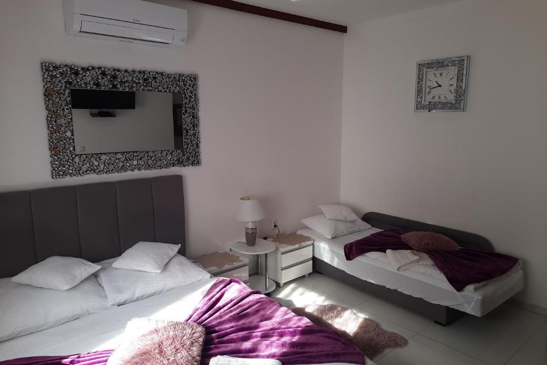 Photo of Bedroom in Rubesi