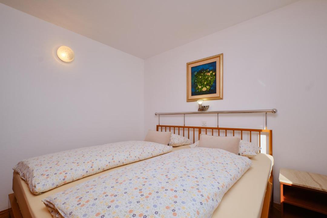 Photo of Bedroom in Cove Murtar