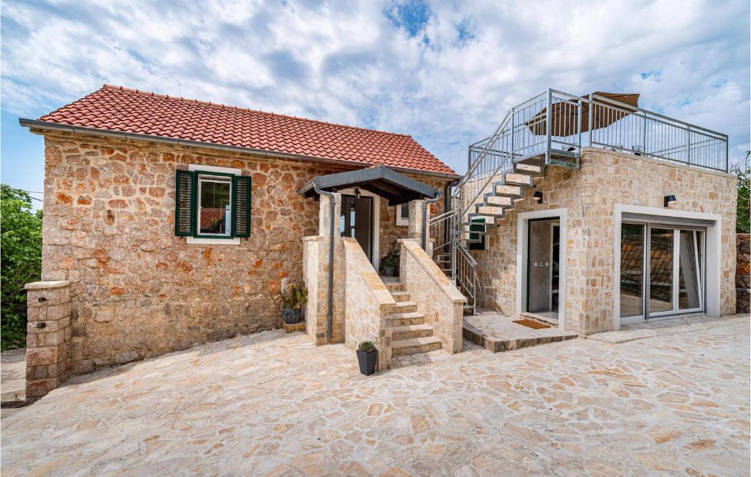 Photo of Others in Starigrad