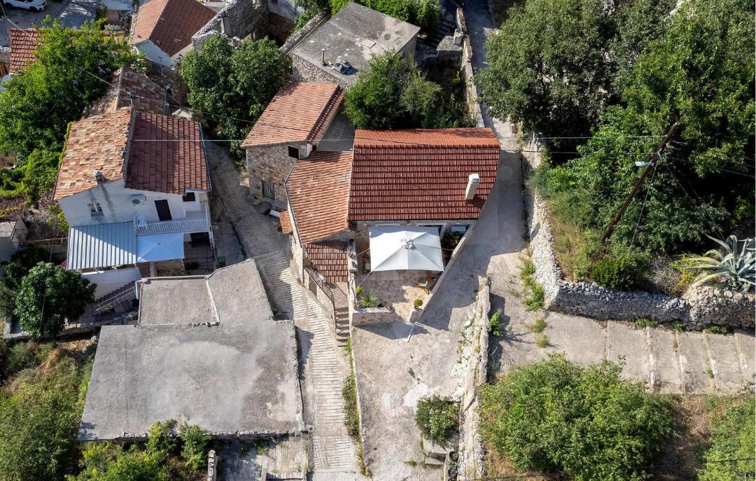 Photo of Others in Vrisnik