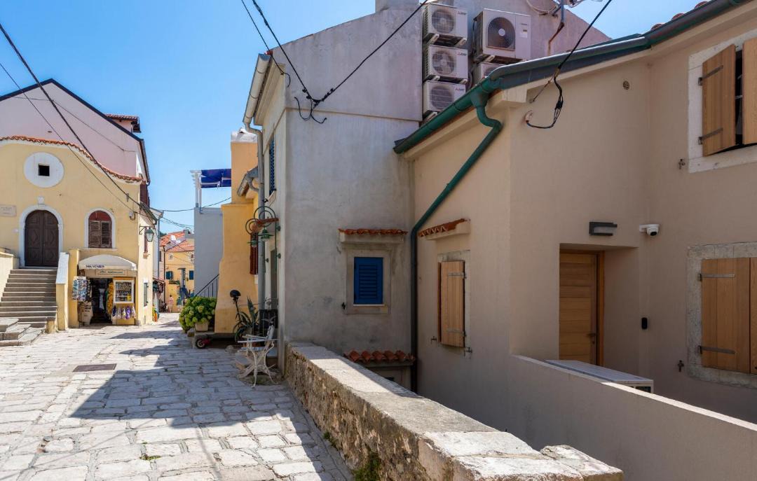 Photo of Others in Baska