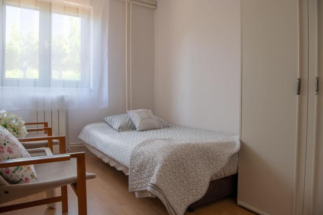 Photo of Bedroom in Rogocana
