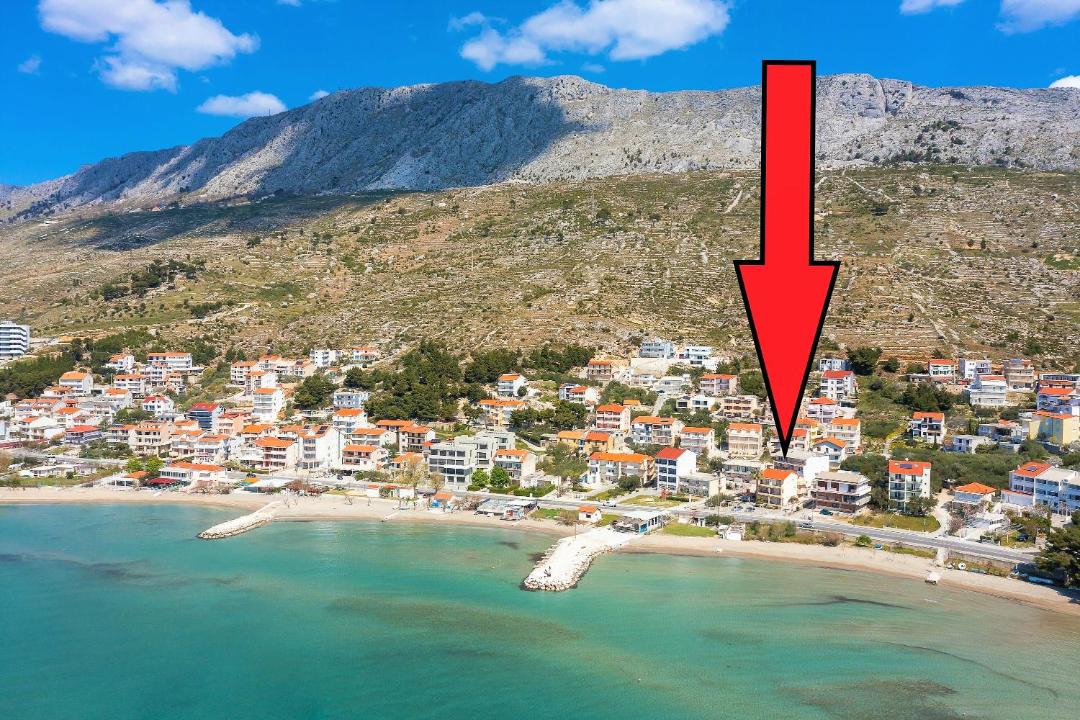 Photo of Others in Duce