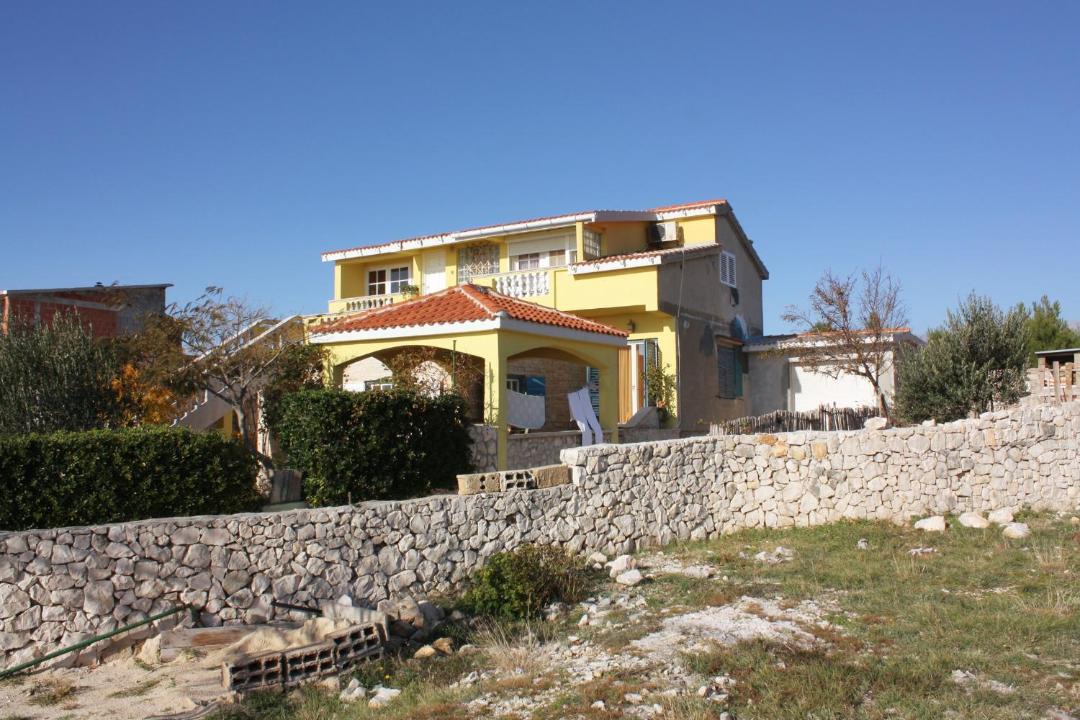 Photo of Others in Rtina
