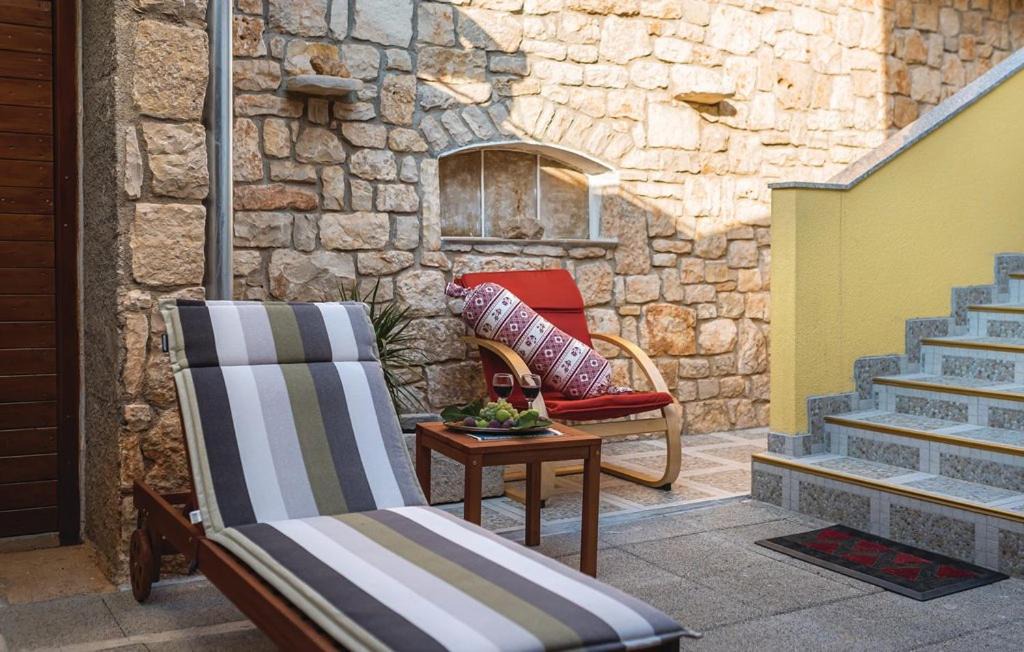 Photo of Patio Balcony in Oklaj