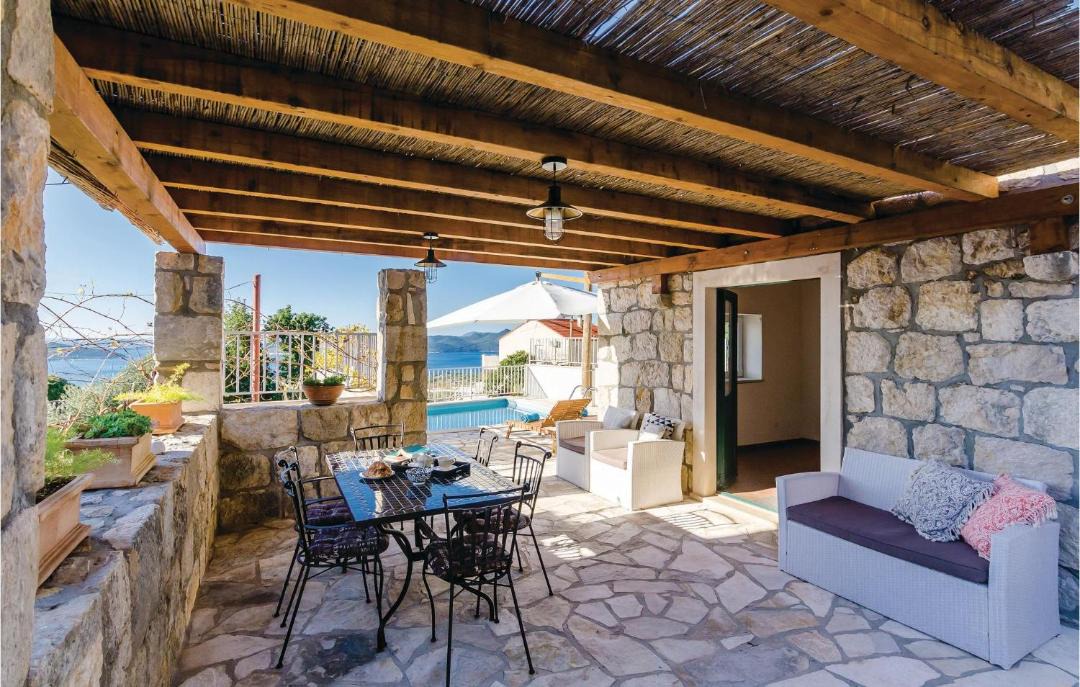 Photo of Patio Balcony in Brsecine