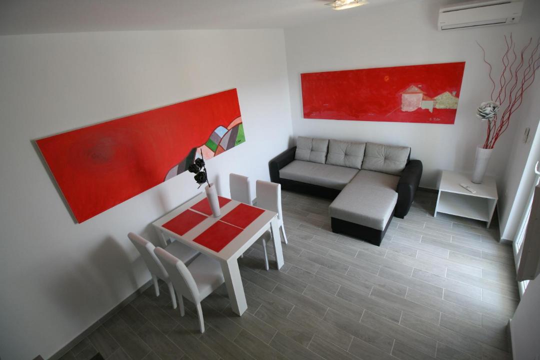Photo of Livingroom in Salatic